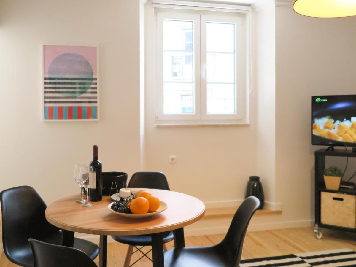 Historic Alfama Apt With Modern Style Lisbon Exterior photo