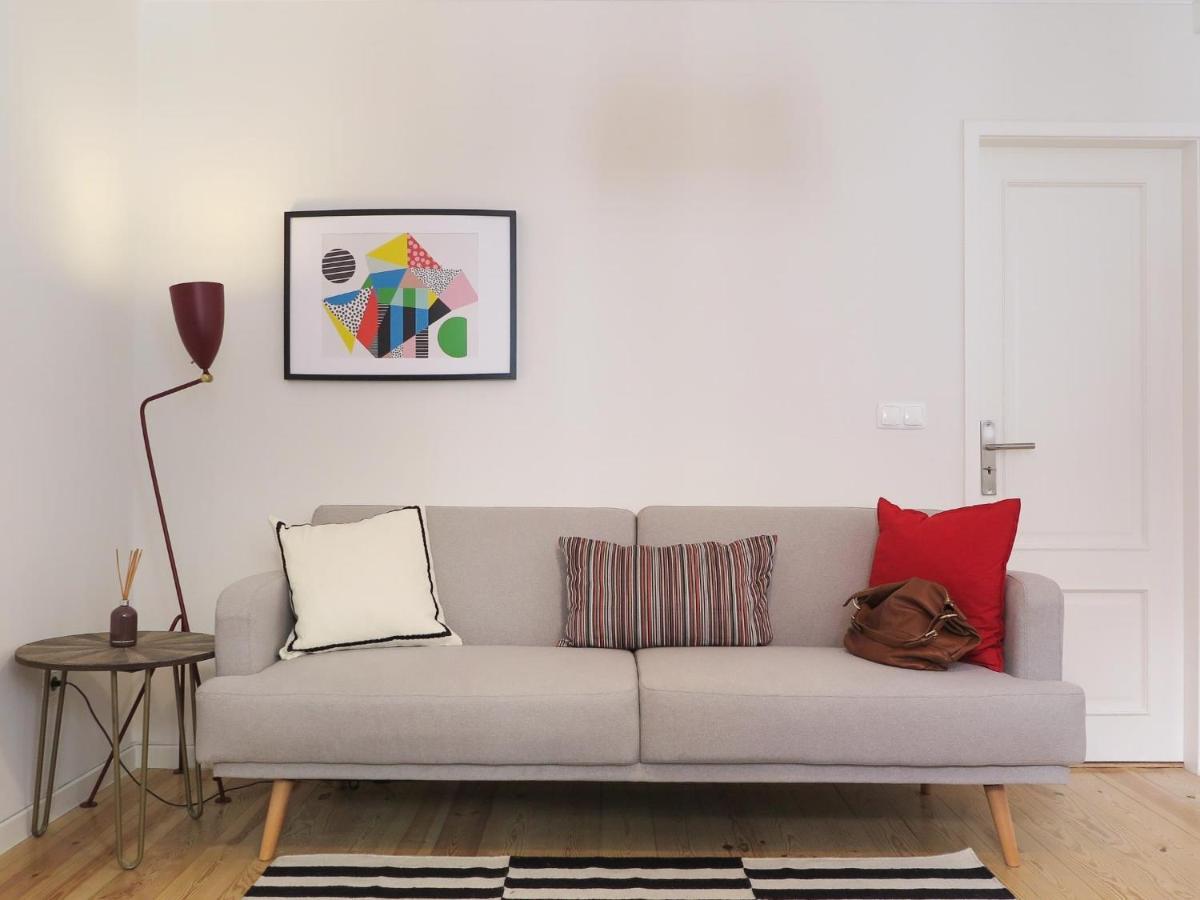 Historic Alfama Apt With Modern Style Lisbon Exterior photo